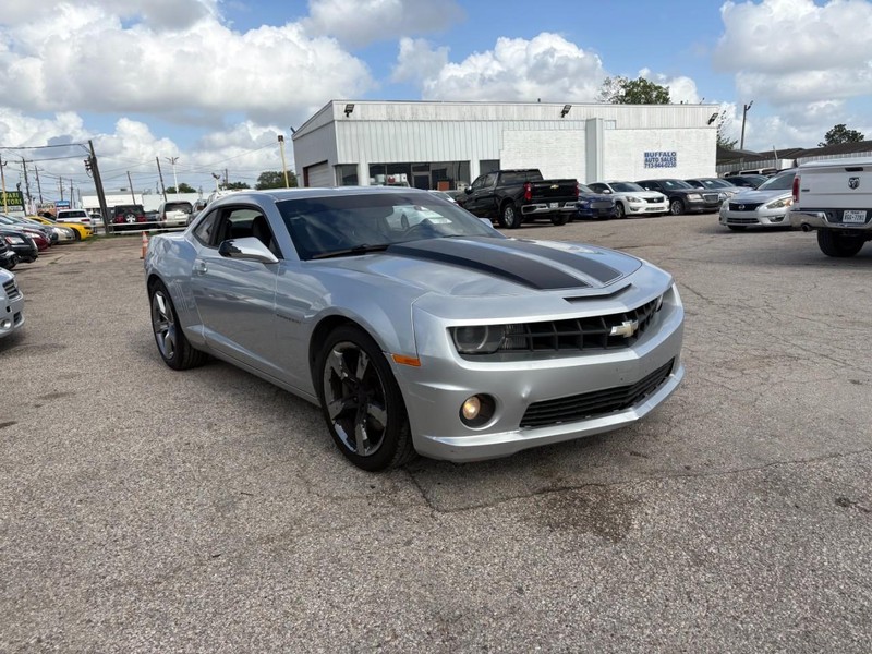 Chevrolet Camaro Vehicle Image 02