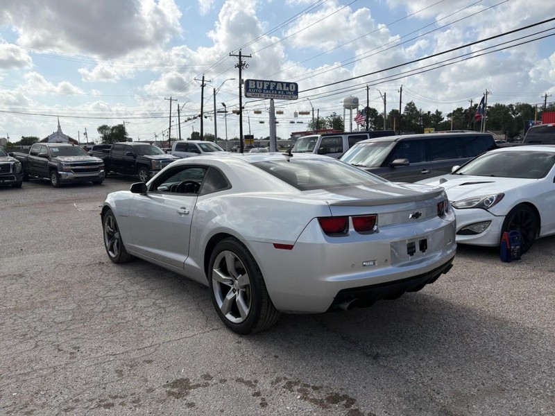 Chevrolet Camaro Vehicle Image 03