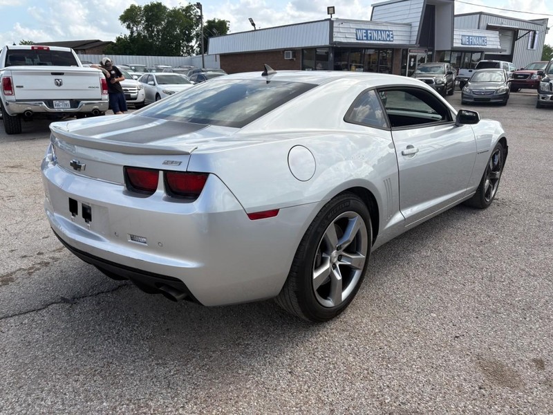 Chevrolet Camaro Vehicle Image 04
