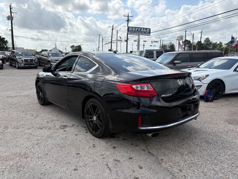 Honda Accord Coupe Vehicle Image 03