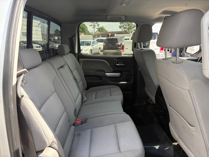 Chevrolet Silverado 1500 Vehicle Image 05