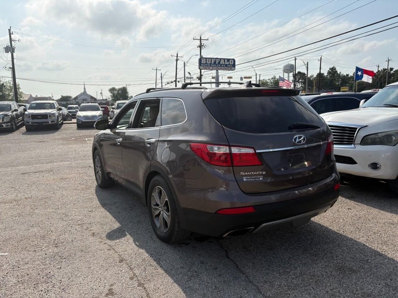 Hyundai Santa Fe Vehicle Image 03