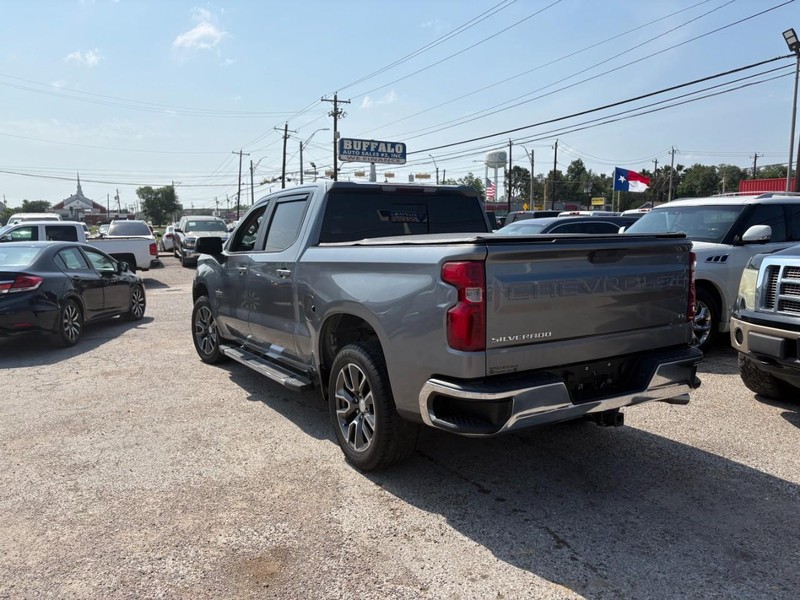 Chevrolet Silverado 1500 Vehicle Image 03