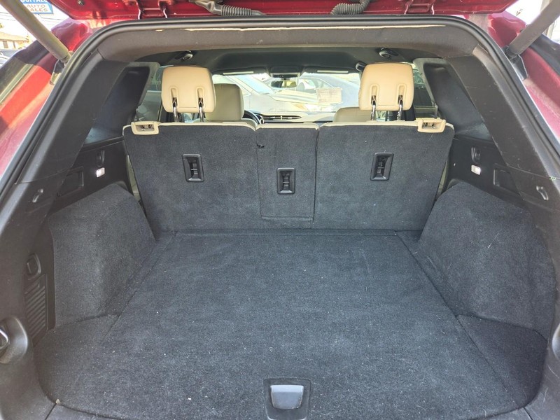 Cadillac XT5 Vehicle Image 10