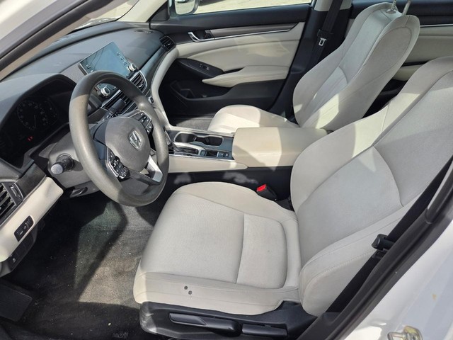 Honda Accord Sedan Vehicle Image 09