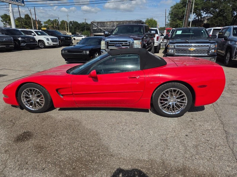 Chevrolet Corvette Vehicle Image 07