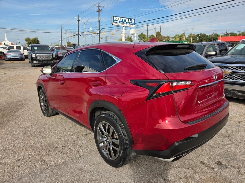 Lexus NX 200t Vehicle Image 06