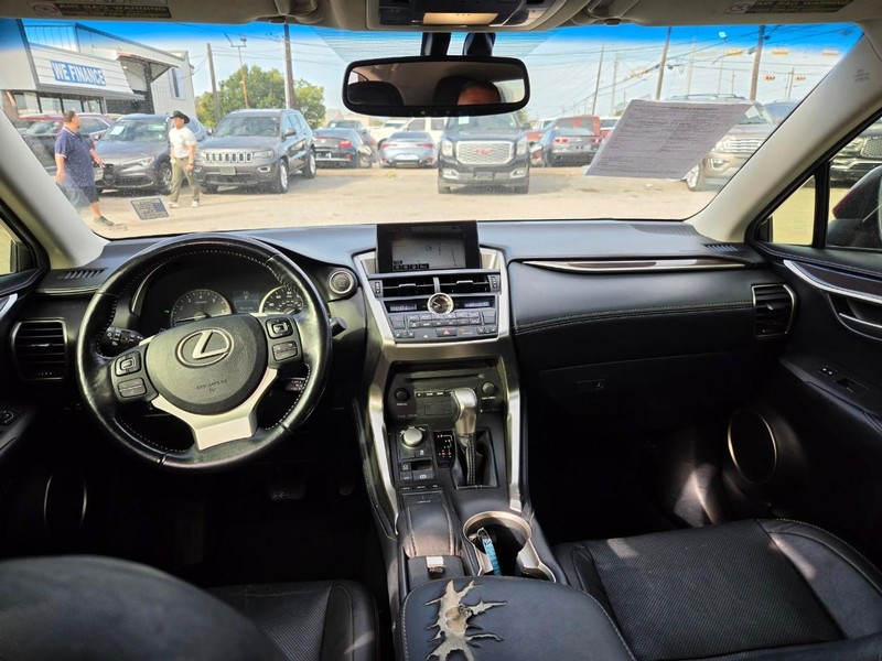 Lexus NX 200t Vehicle Image 11