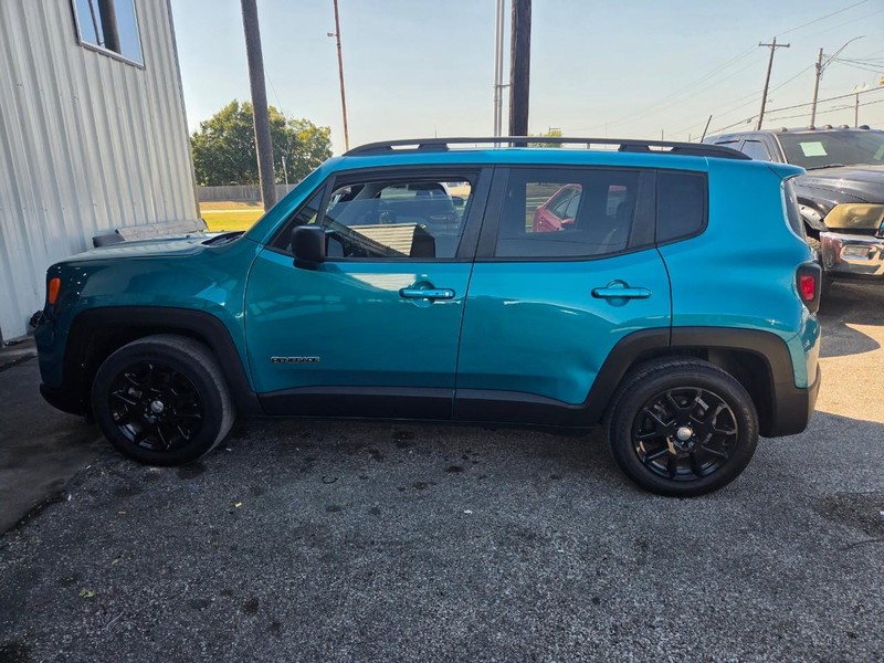 Jeep Renegade Vehicle Image 07