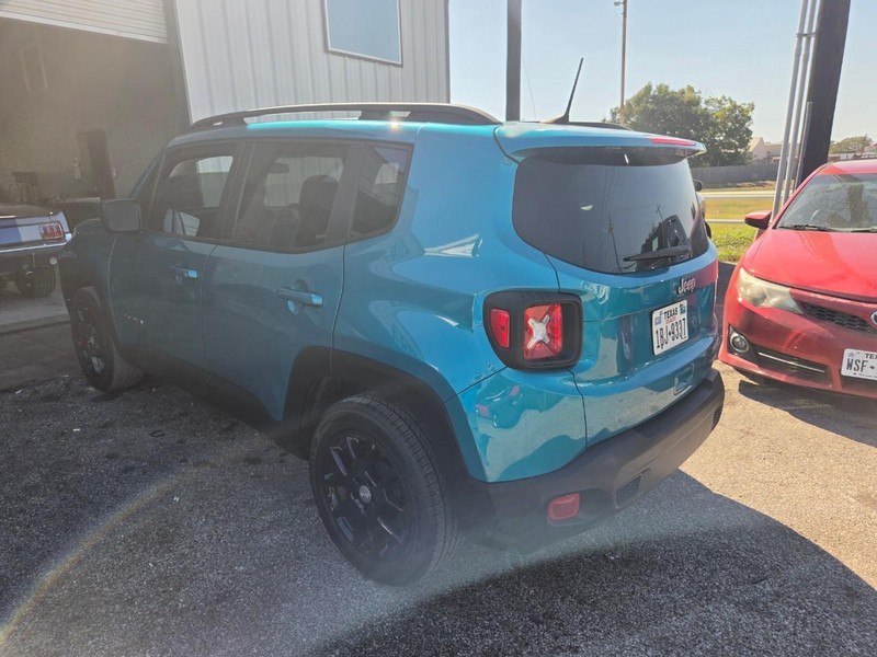 Jeep Renegade Vehicle Image 08