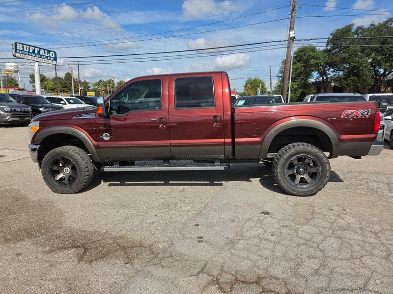 Ford Super Duty F-250 SRW Vehicle Image 02