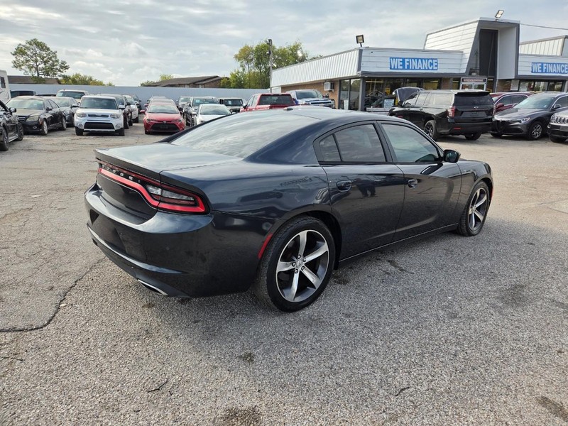 Dodge CHARGER Vehicle Image 05