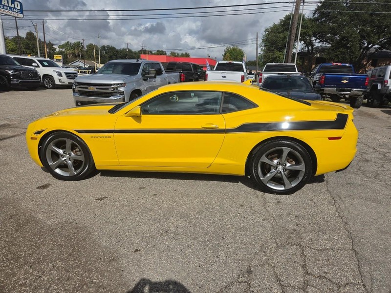 Chevrolet Camaro Vehicle Image 04