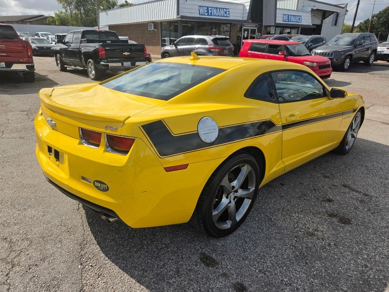 Chevrolet Camaro Vehicle Image 06