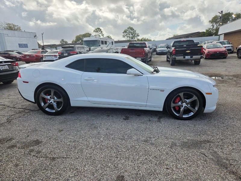 Chevrolet CAMARO Vehicle Image 04