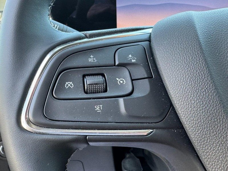 Buick Encore GX Vehicle Image 10