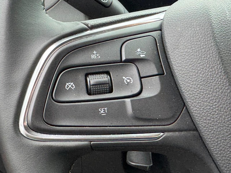 Buick Encore GX Vehicle Image 10