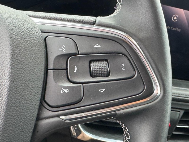 Buick Encore GX Vehicle Image 11