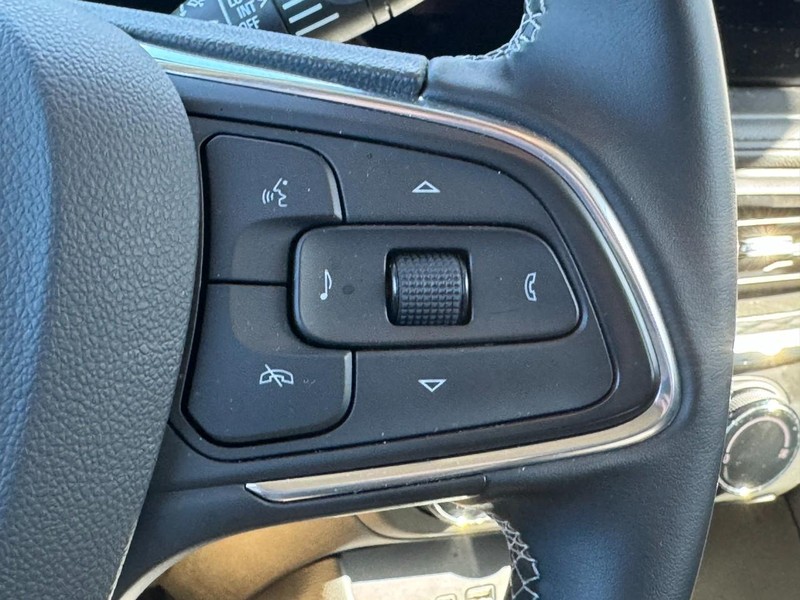 Buick Encore GX Vehicle Image 11