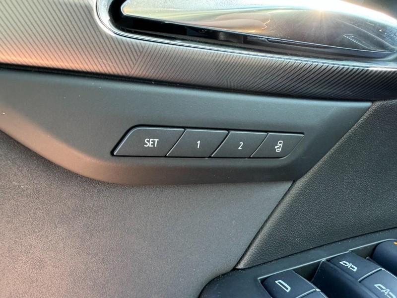 Buick Envision Vehicle Image 09
