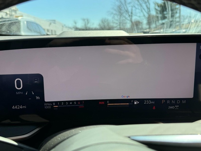 Buick Envision Vehicle Image 12