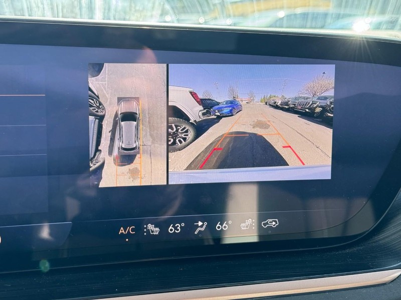 Buick Envision Vehicle Image 15