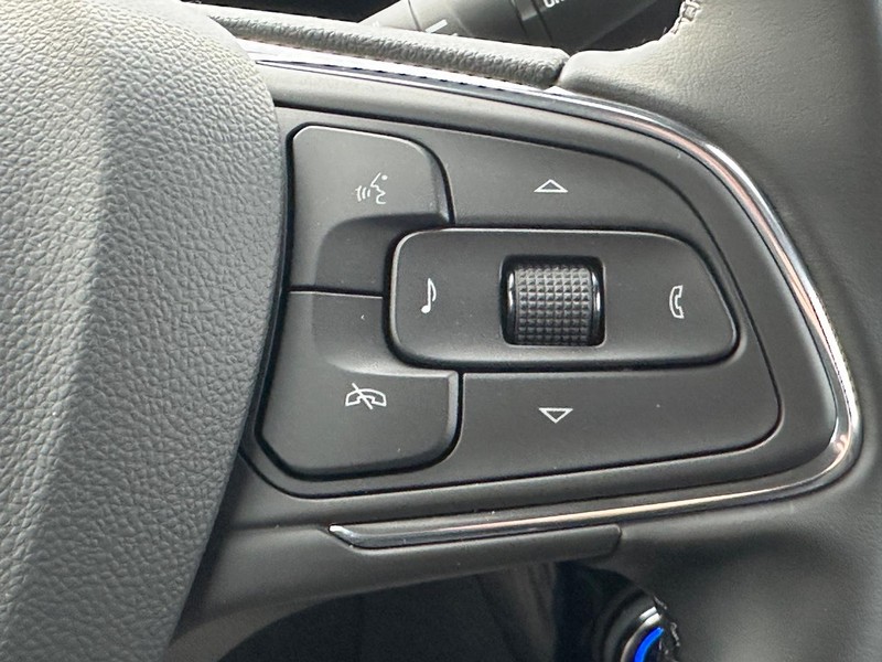 Buick Encore GX Vehicle Image 09