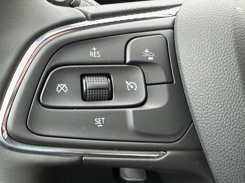 Buick Encore GX Vehicle Image 08