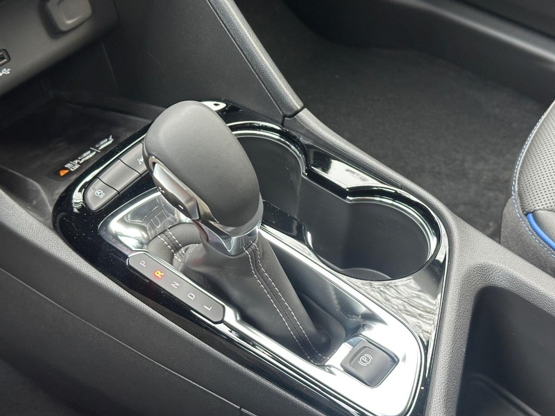 Buick Encore GX Vehicle Image 14