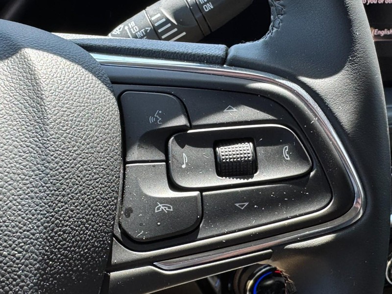 Buick Encore GX Vehicle Image 11