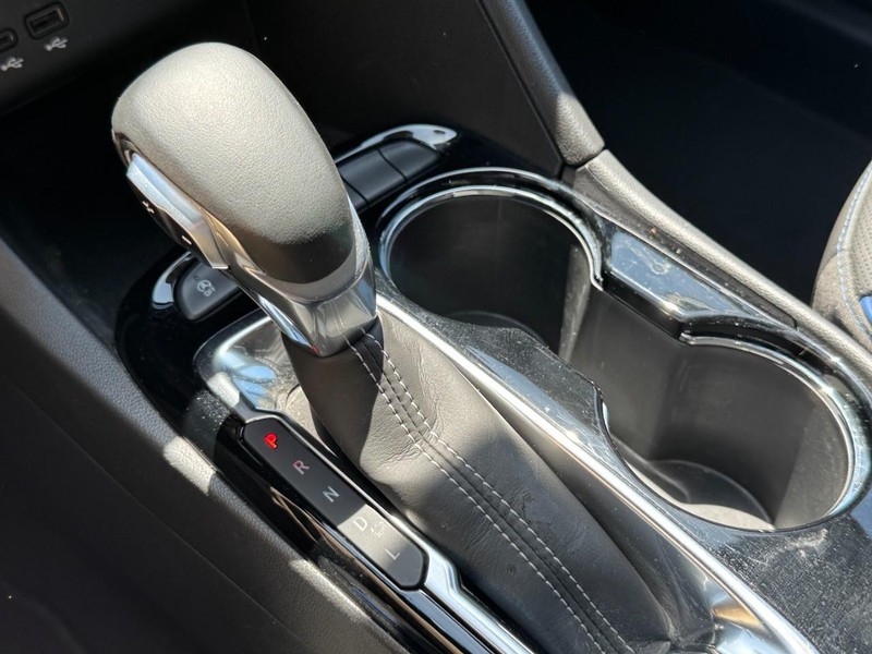 Buick Encore GX Vehicle Image 12