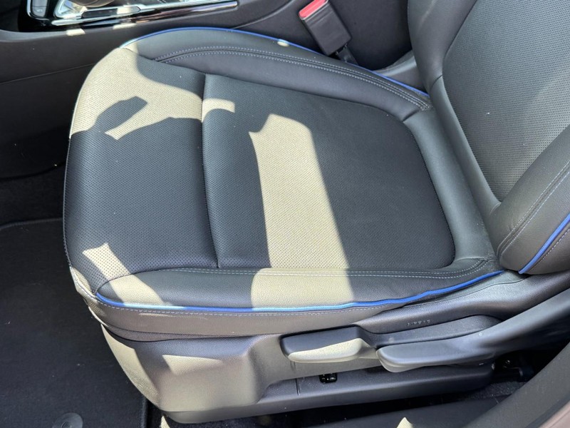 Buick Encore GX Vehicle Image 16