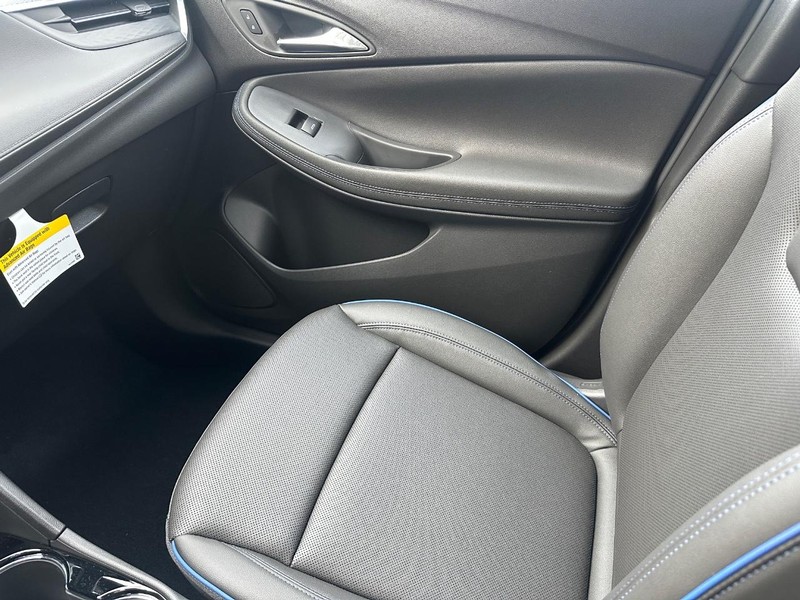 Buick Encore GX Vehicle Image 15