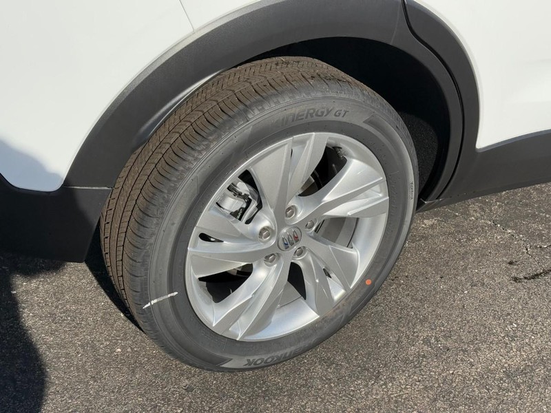 Buick Encore GX Vehicle Image 04