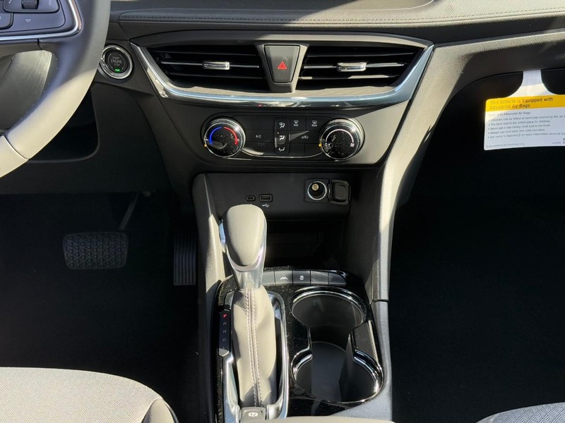 Buick Encore GX Vehicle Image 09