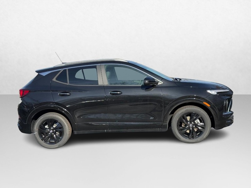 Buick Encore GX Vehicle Image 02