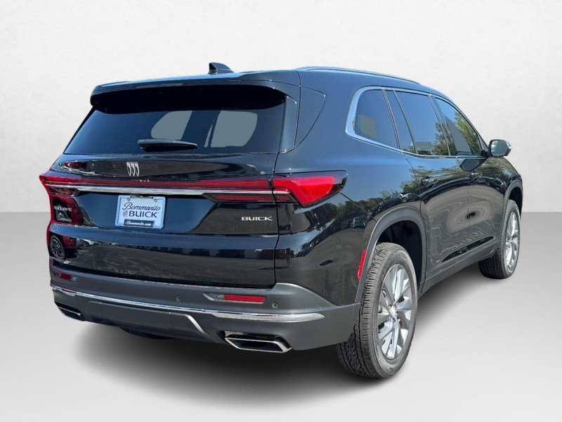 Buick Enclave Vehicle Image 03