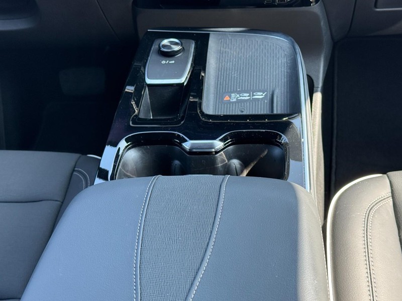 Buick Enclave Vehicle Image 09