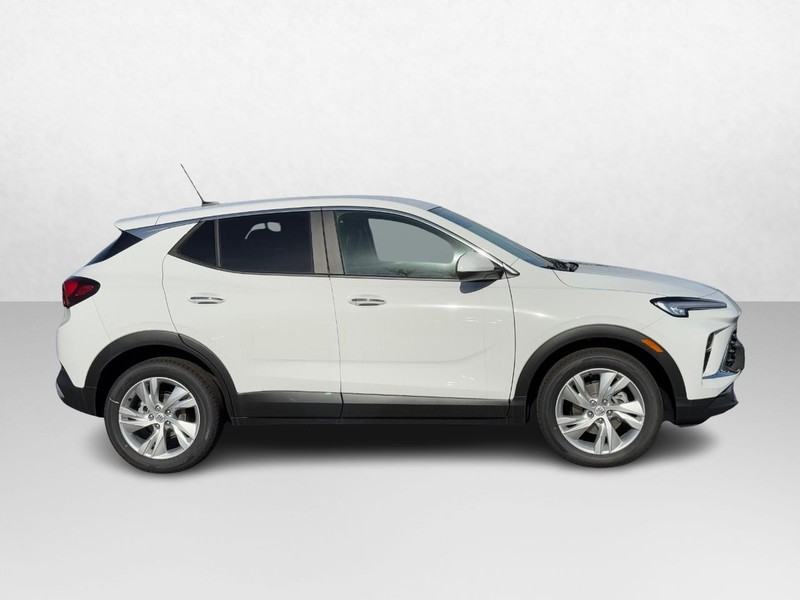 Buick Encore GX Vehicle Image 02