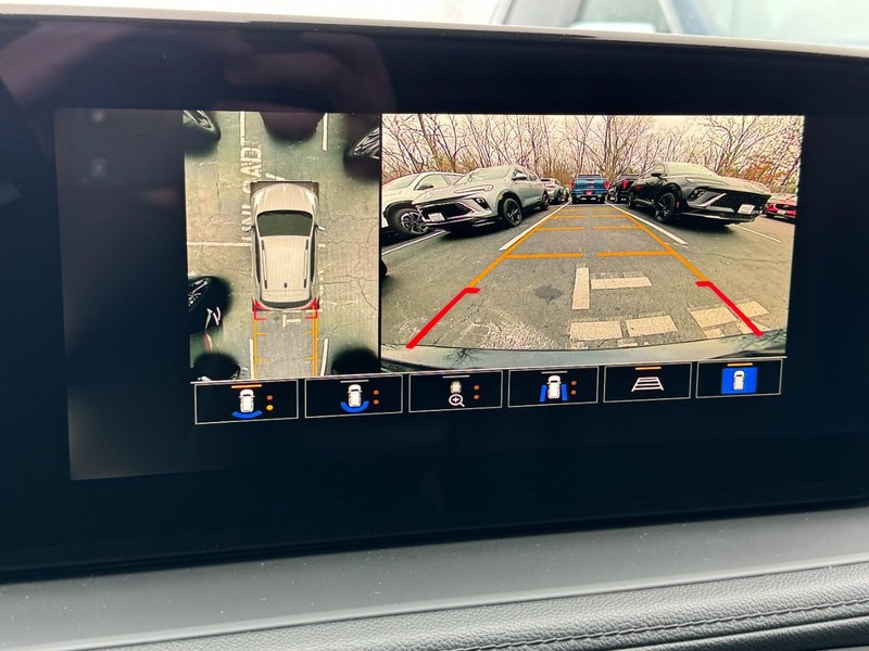 Buick Encore GX Vehicle Image 15