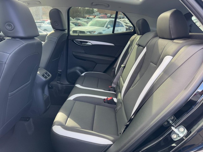 Buick Envision Vehicle Image 07