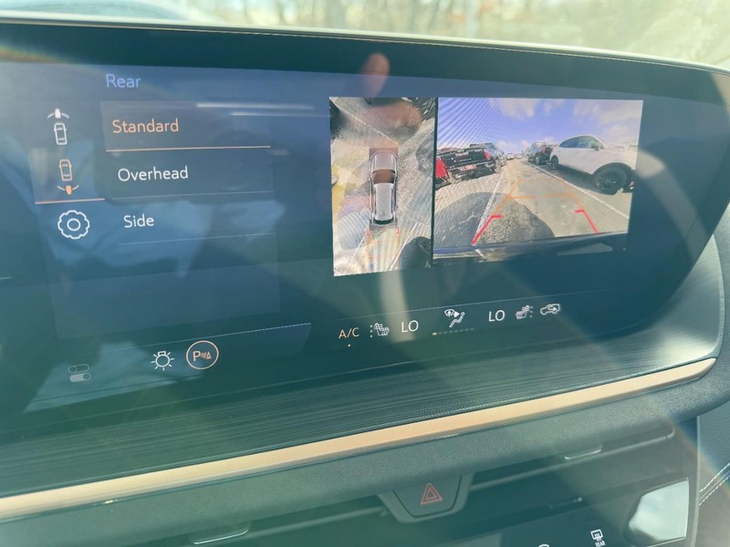 Buick Envision Vehicle Image 17