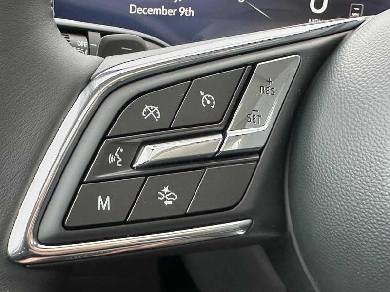 Buick Envision Vehicle Image 09