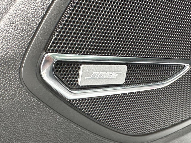 Buick Envision Vehicle Image 16