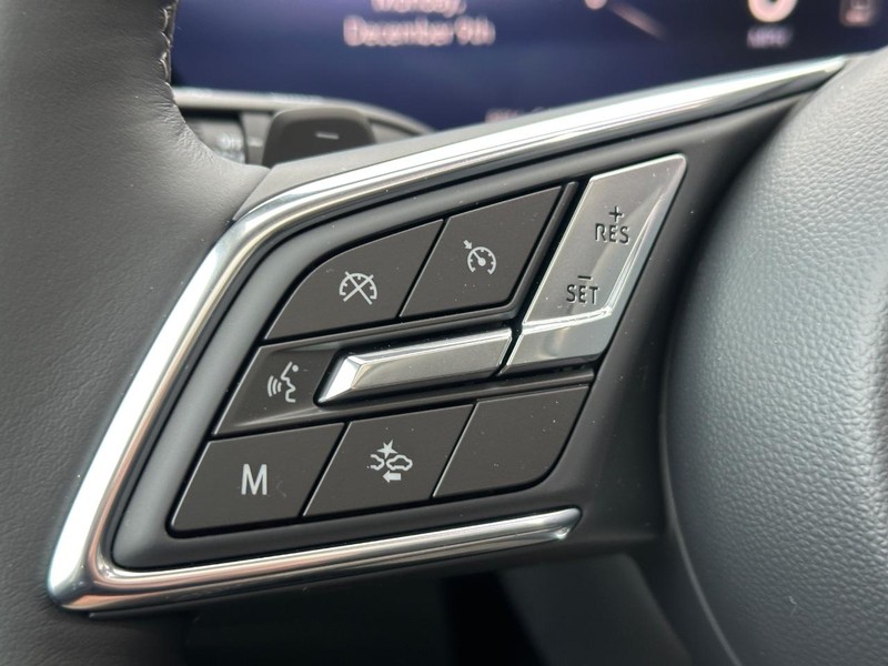 Buick Envision Vehicle Image 10
