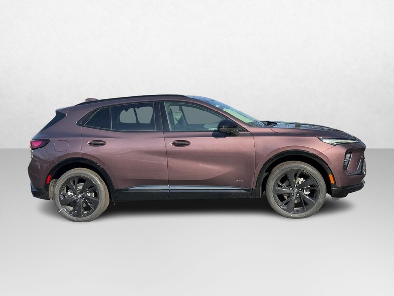 Buick Envision Vehicle Image 02
