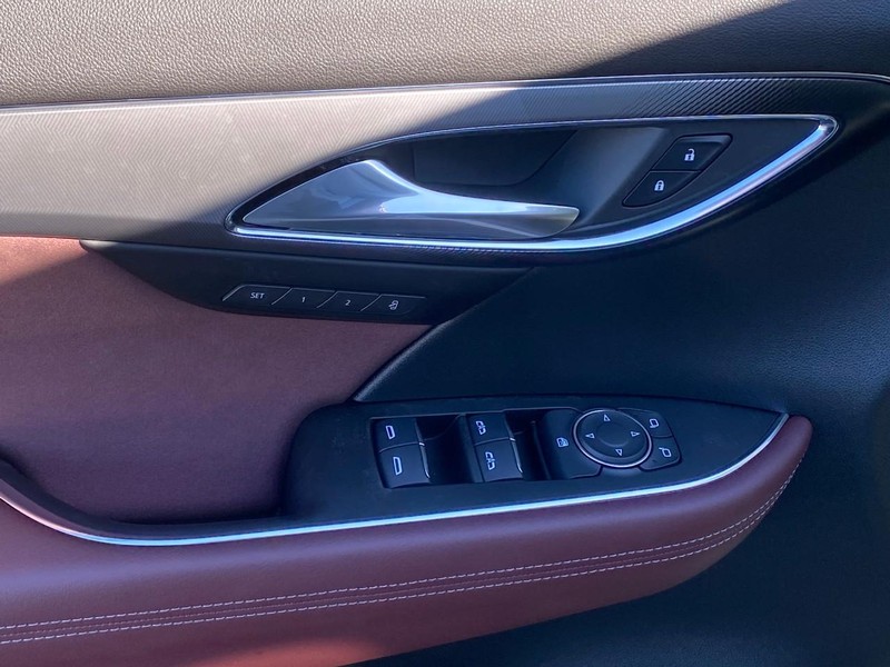 Buick Envision Vehicle Image 11
