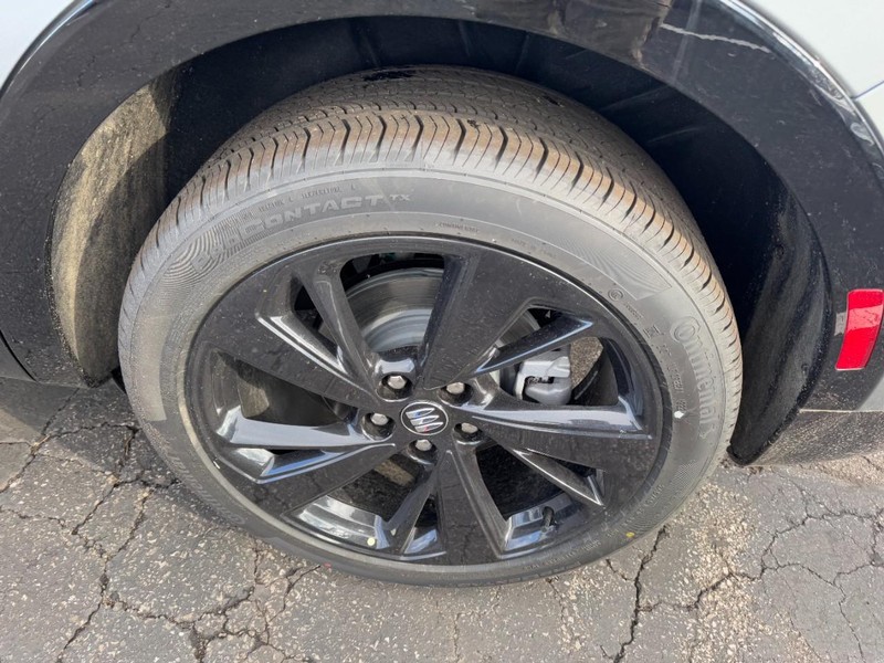 Buick Envision Vehicle Image 06