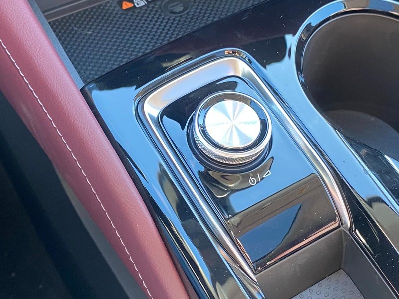 Buick Envision Vehicle Image 15