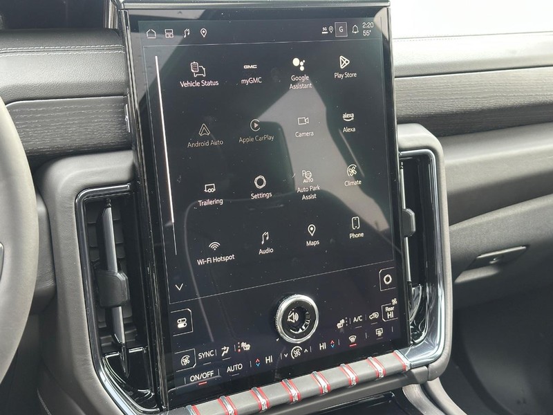 GMC Yukon XL Vehicle Image 16